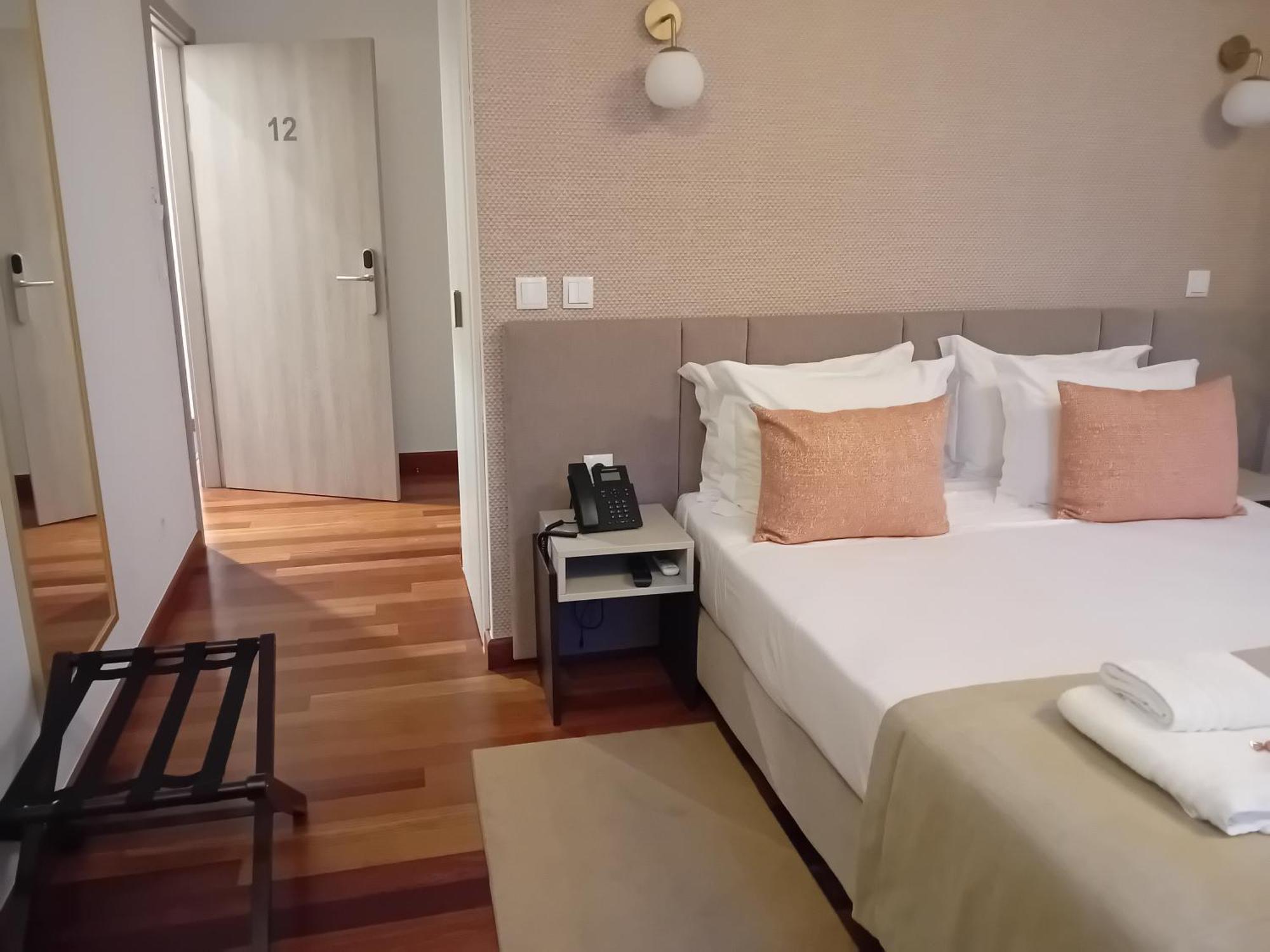 Salmanha Residence Фигейра да Фош Екстериор снимка